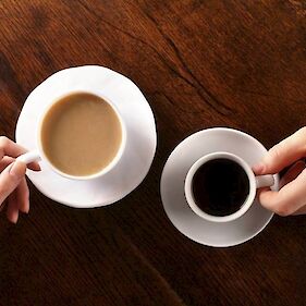 Pogovor ob kavi in čaju