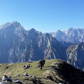 Črnomaljski planinci na 2014 m visoki Debeli peči