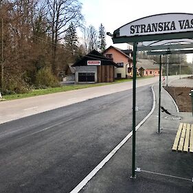 Otvoritev avtobusnega postajališča, pločnika in javne razsvetljave v Stranski vasi