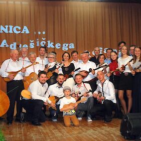 100 let tamburaškega orkestra v Adlešičih