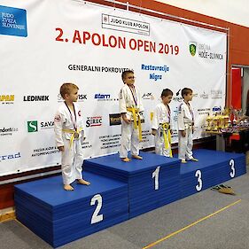 Pet medalj za Judo klub Bela krajina