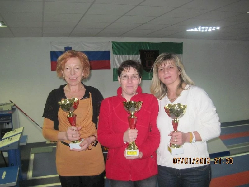 z leve: Mira Stegne, Ksenija Pezdirc, Cvetka Lamut (foto iz 2012)