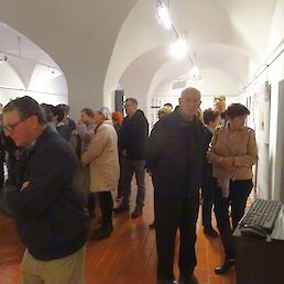 Vodenje po razstavi VINCEREMO, VIDET ČEMO, v Belokranjskem muzeju v Metliki, 14. april 2019