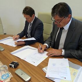 Podpis pogodbe za izgradnjo kanalizacijskega sistema Vinica - Drenovec