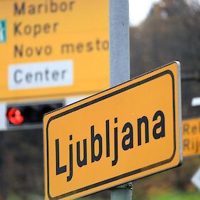 Absurdna centralizacija Slovenije