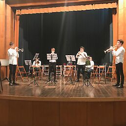 Brass band; v prvi vrsti Leon Pavlinič, Žiga Majerle, Žan Belca in Žak Kump, ...