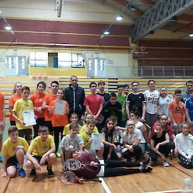 Starejši učenci občinski prvaki v badmintonu ekipno