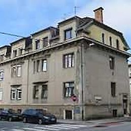 Zaplenjena Nagodetova hiša v Ljubljani