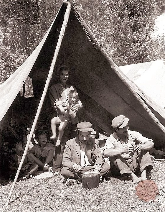 Romska družina v Sloveniji leta 1958