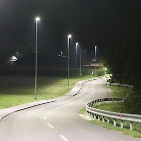 Izgradnja cestne razsvetljave v naselju Radovica
