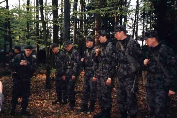 Usposabljanje nabornikov leta 1994. Vir: Slovenska vojska.