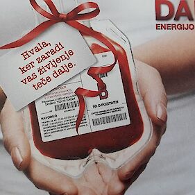 Poziv krvodajalcem k darovanju krvi