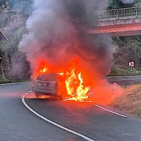 Zagorelo je vozilo (foto in video)