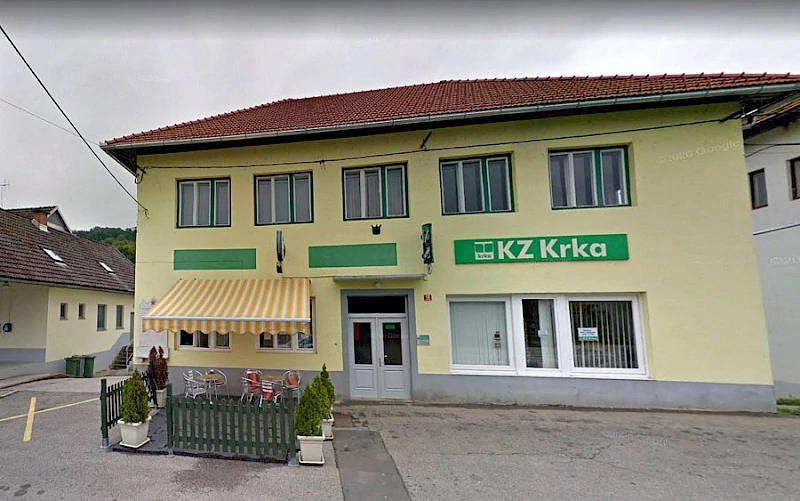 Samopostrežna trgovina KZ Trebnje-Krka v Adlešičih.