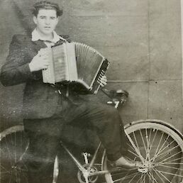 Muzikant z biciklom