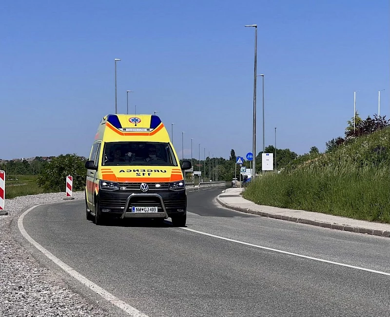 Reševalci so posredovali tudi ob prometni nesreči na cesti med Kanižarico in Dobličami.