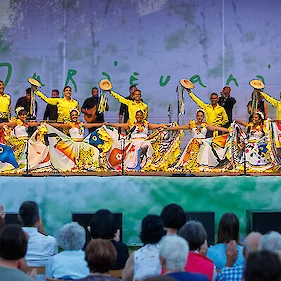Brazilci dodali eksotiko vrhunskemu folklornemu dogajanju na sobotnem večeru Jurjevanja v Beli krajini