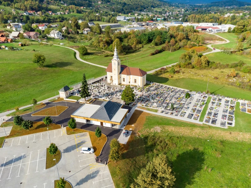 Pokopališče sv. Duh v Semiču. Foto: Uroš Novina