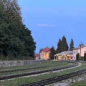 Črnomelj po hitrosti potovanja z vlakom pri repu lestvice slovenskih mest