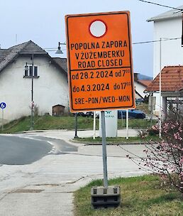 Zapora ceste Krka - Žužemberk